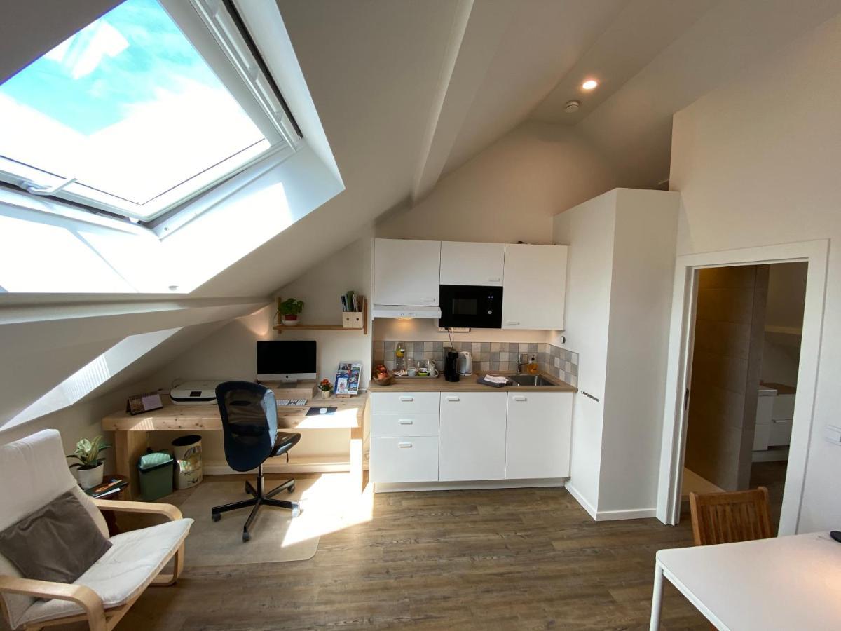 Logies-M Comfort Studios Inc Bikes B&B Ostende Extérieur photo