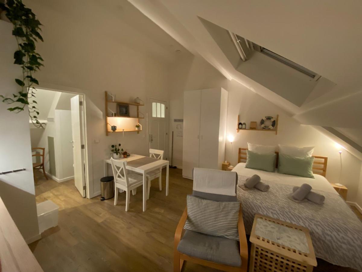 Logies-M Comfort Studios Inc Bikes B&B Ostende Extérieur photo