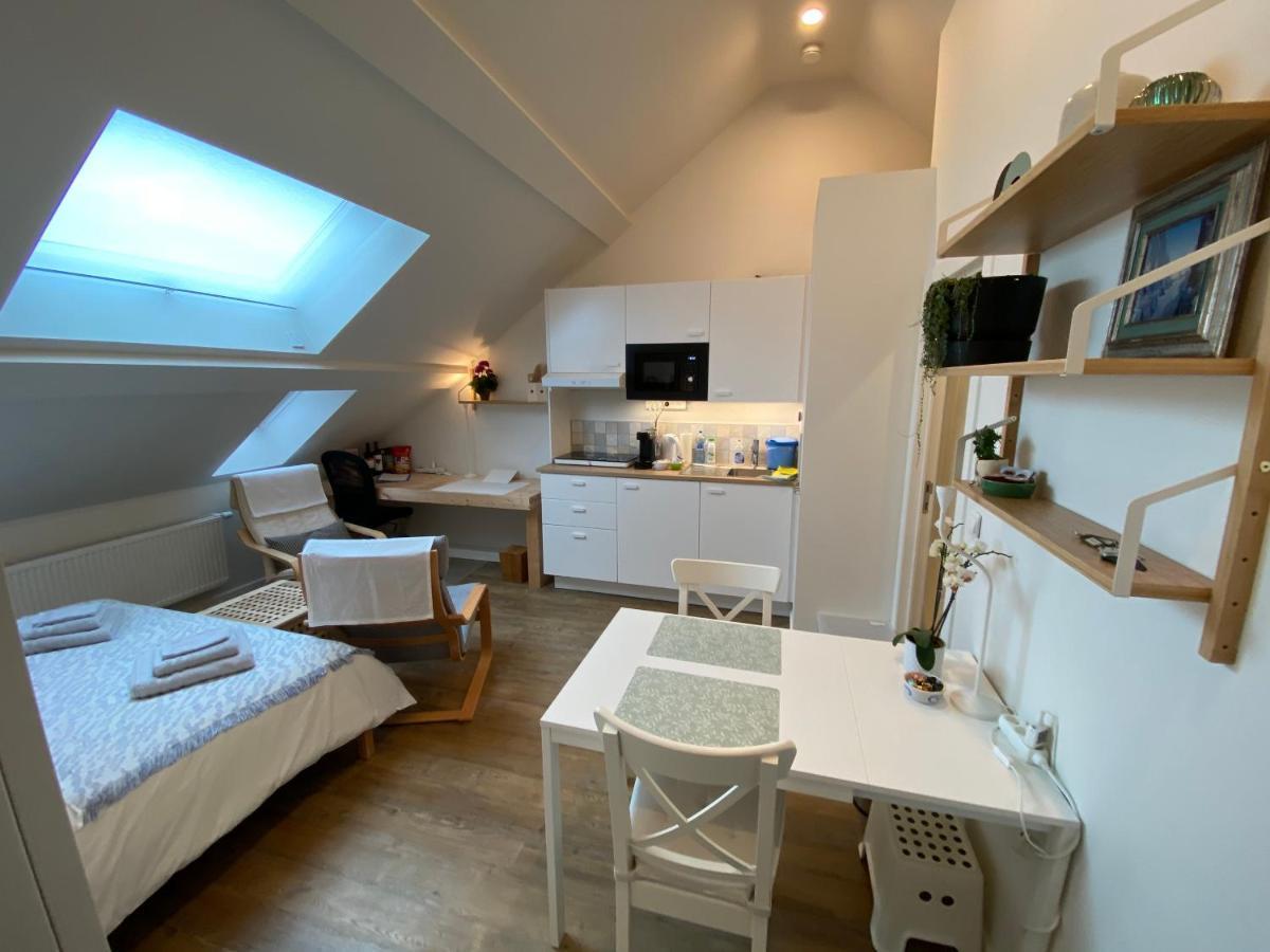 Logies-M Comfort Studios Inc Bikes B&B Ostende Extérieur photo