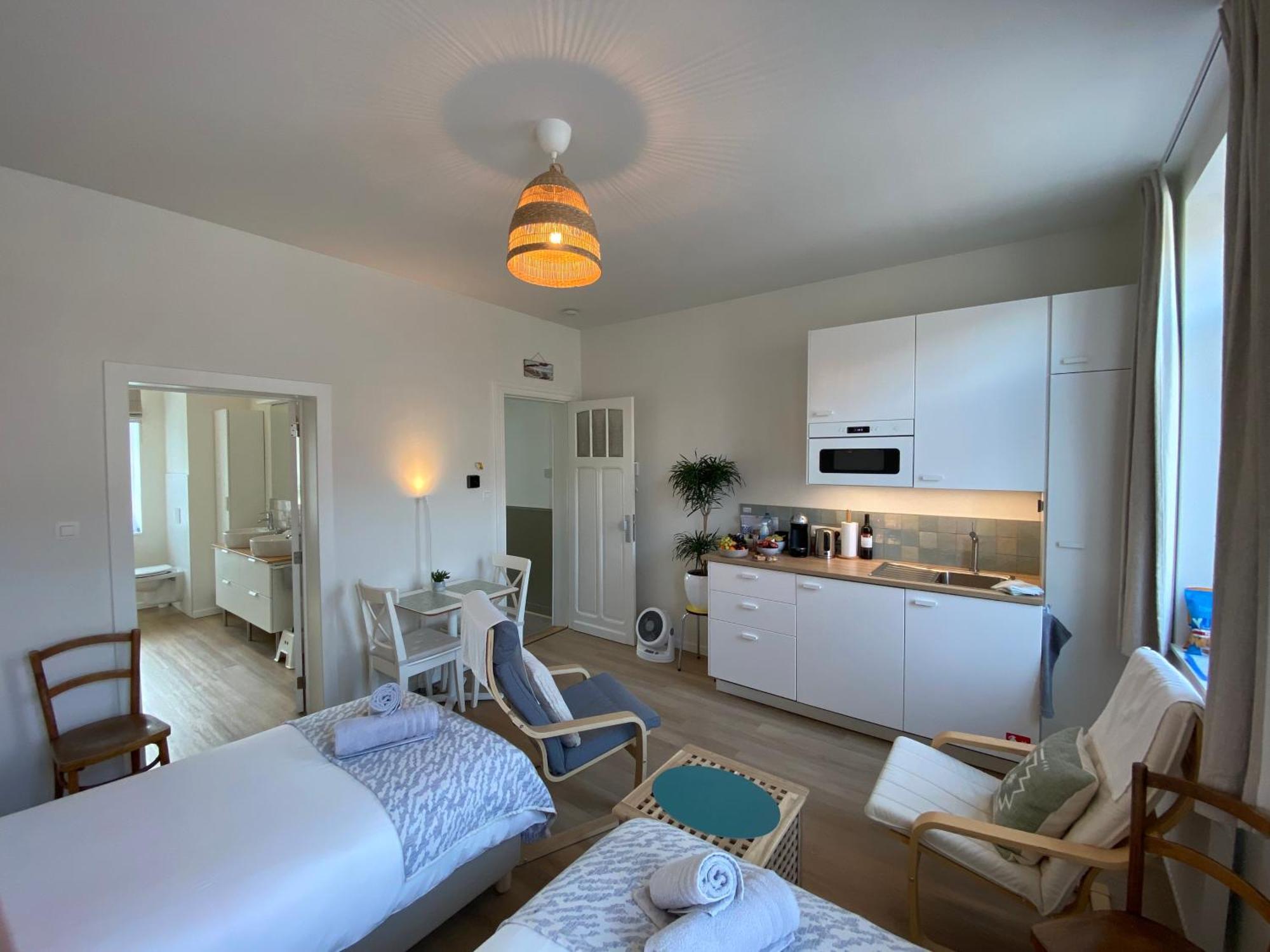 Logies-M Comfort Studios Inc Bikes B&B Ostende Extérieur photo