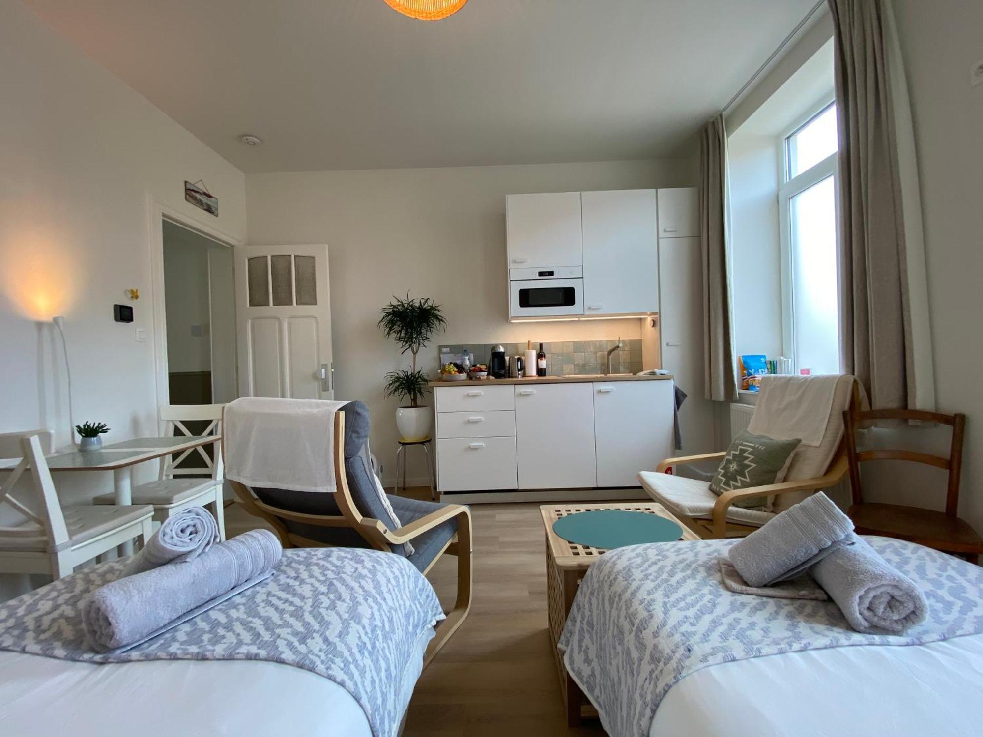 Logies-M Comfort Studios Inc Bikes B&B Ostende Extérieur photo