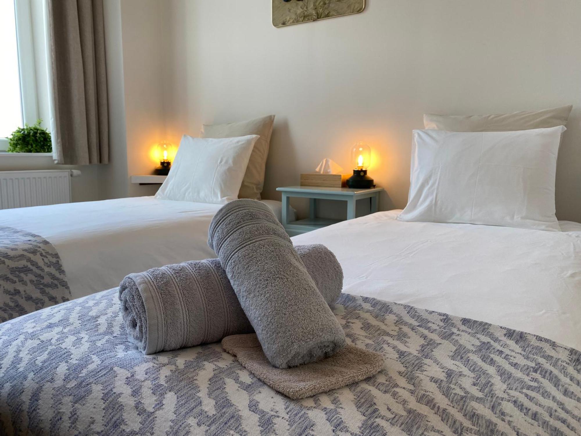 Logies-M Comfort Studios Inc Bikes B&B Ostende Extérieur photo