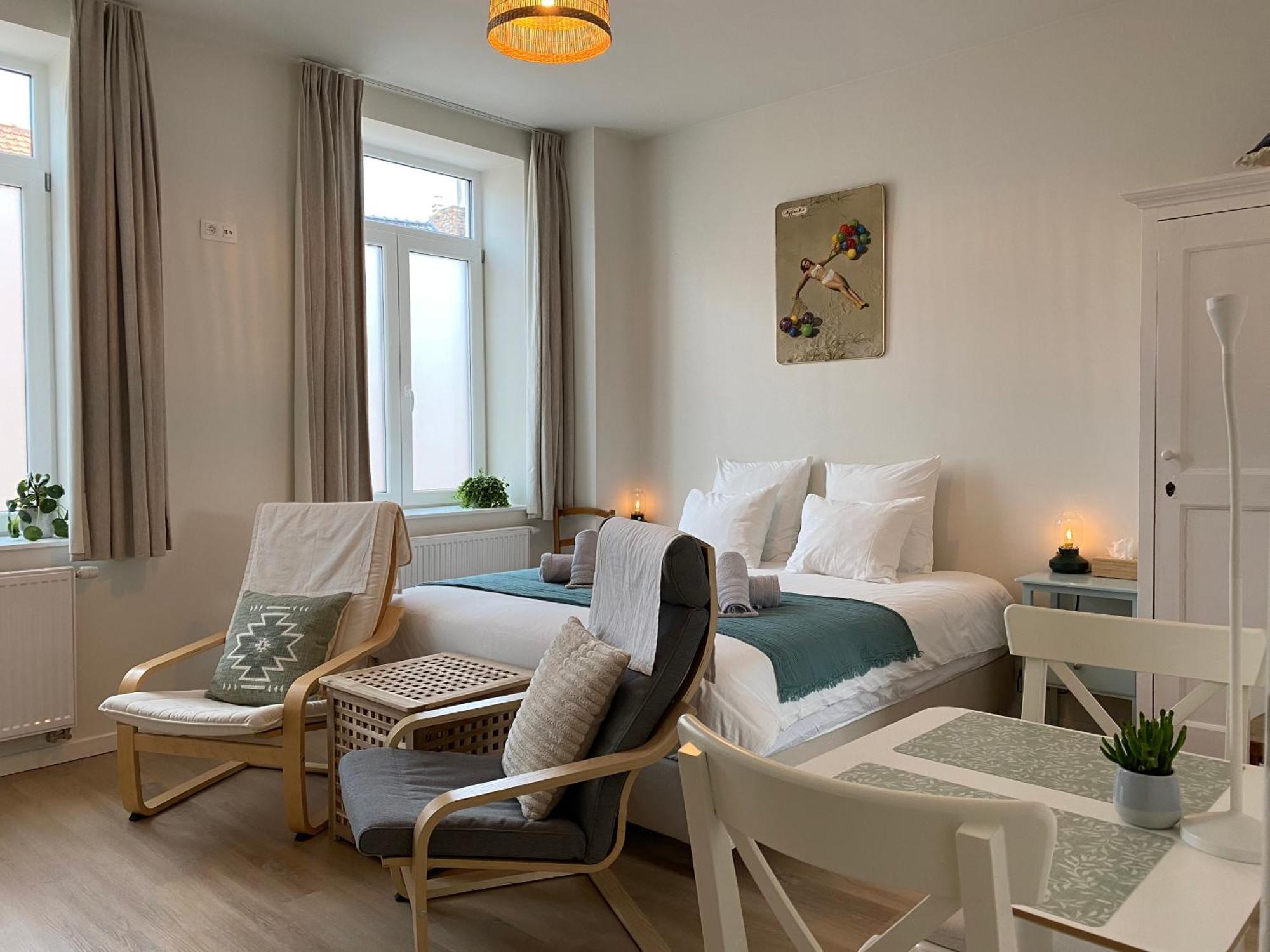 Logies-M Comfort Studios Inc Bikes B&B Ostende Extérieur photo